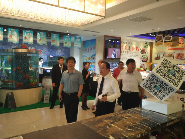 集团董事长张春良赴临沂蓝海钧华大饭店费县检查指导工作